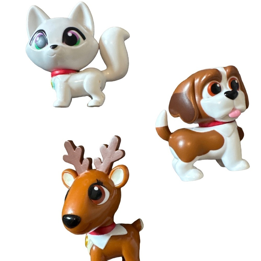 Elf on the Shelf Elf Pets Minis Lot Reindeer Arctic Fox Dog Figures  - N - Picture 2 of 3